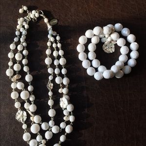 White House Black Market Jewelry - White House Black Market White Necklace & Bracelet White House Black Market Jewelry - White House Black Market White Necklace & Bracelet